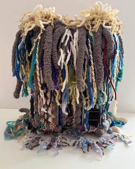 Bolduc, Sarah Title: Ocean Waves Bring Gifts