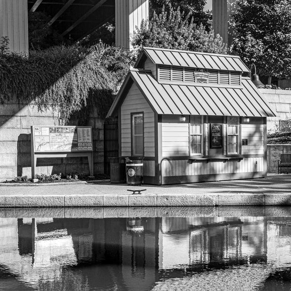 Hennessy, Tom Title: Turning Basin