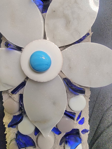 Kirby, Jenni Title: Totem 2