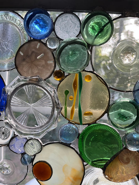 Lee, Sue Title: Baubles and Bubbles