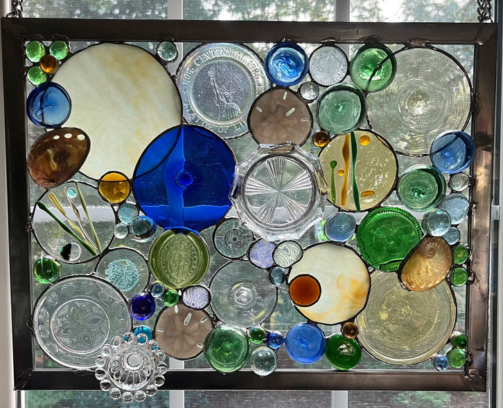 Lee, Sue Title: Baubles and Bubbles