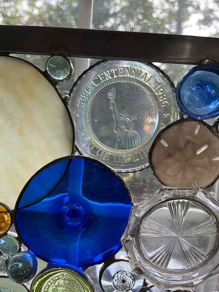 Lee, Sue Title: Baubles and Bubbles