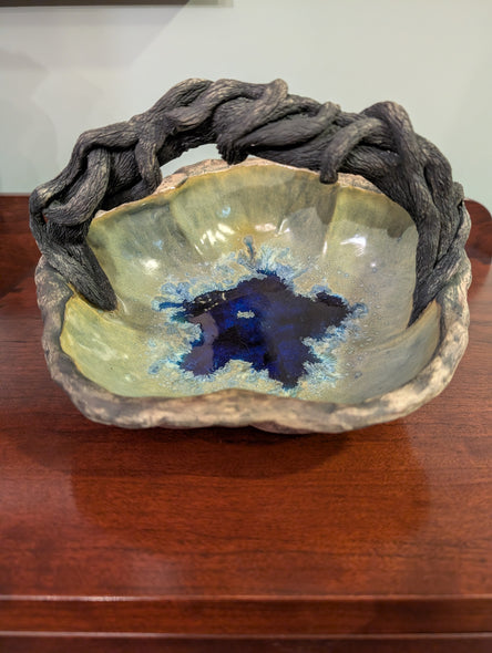 Linda Lane Title: #39 Pool Basket