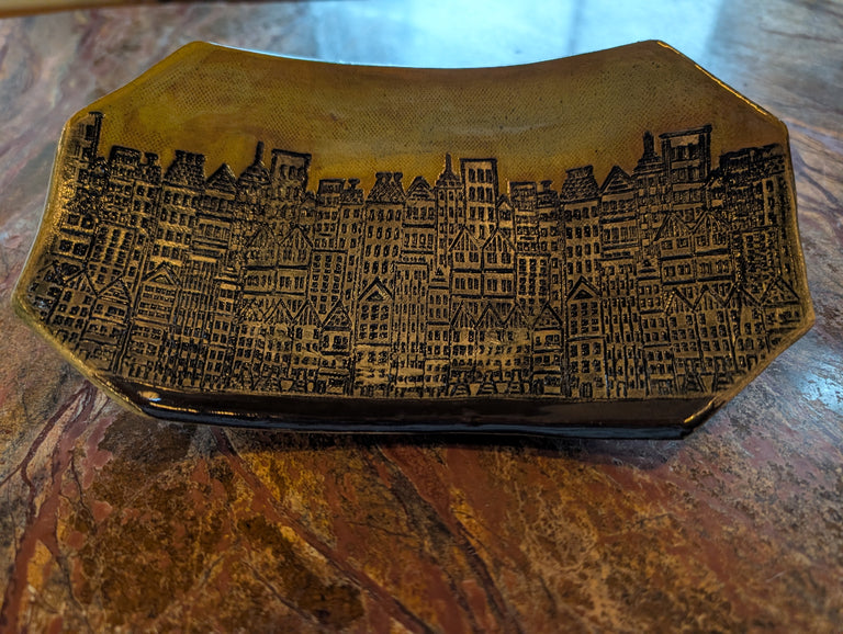 Linda Lane Title: #42 + #43 Sushi city scape plate frosted sky