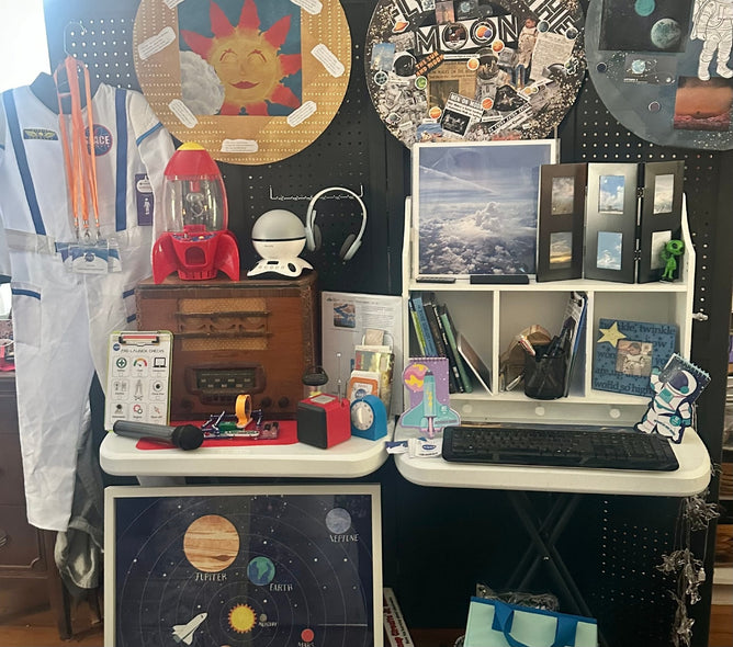McKinney, Judith Title: Fly Me to the Moon STEM Meets the Arts