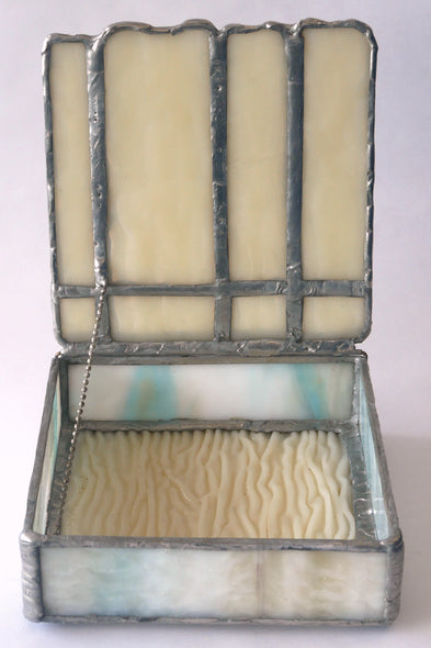 Norma Geddes Title: Cream Box