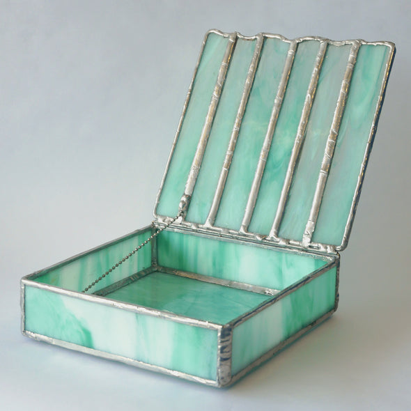 Norma Geddes Title: Teal Box