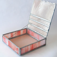 Norma Geddes Title: Pink Box