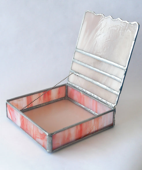 Norma Geddes Title: Pink Box