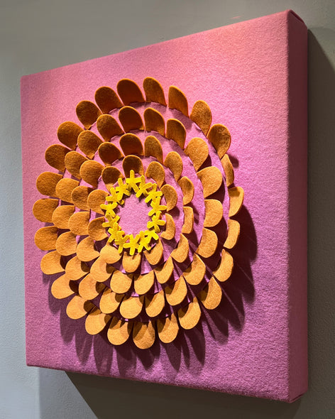 Patricia Hooten Title: Zinnia #6