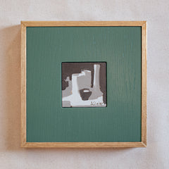 Sarah Calandro Title: Pink, Red Vases Value Study #1