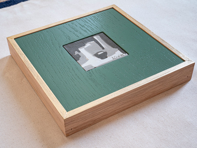 Sarah Calandro Title: Pink, Red Vases Value Study #1