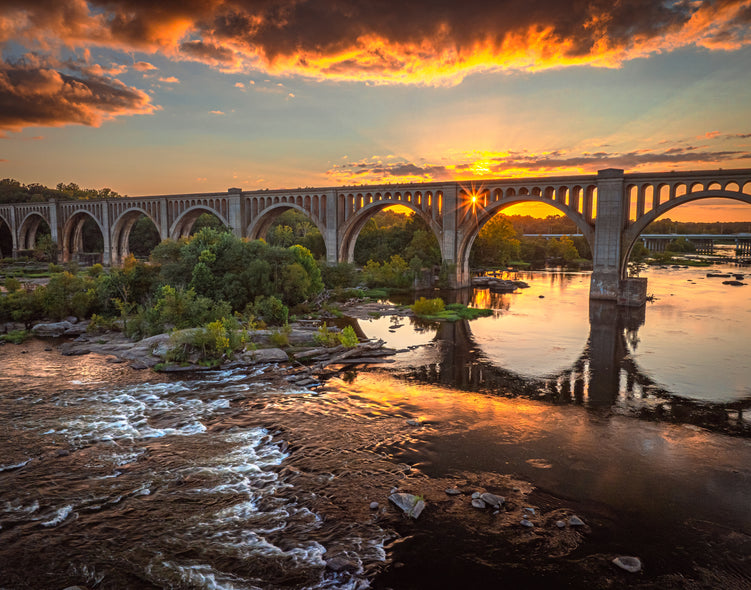 Tommy Nikitiuk Title: A-line Sunburst Flow