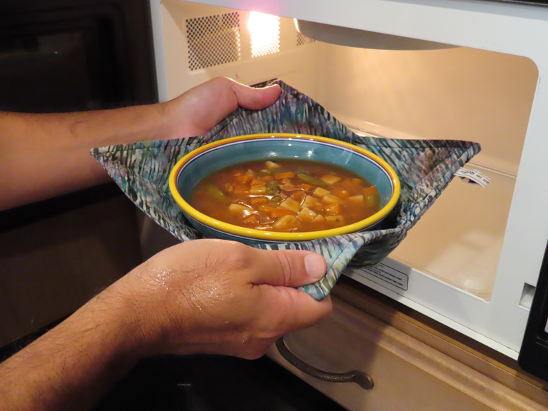 Ron Leone Title: Microwave Bowl Cozy